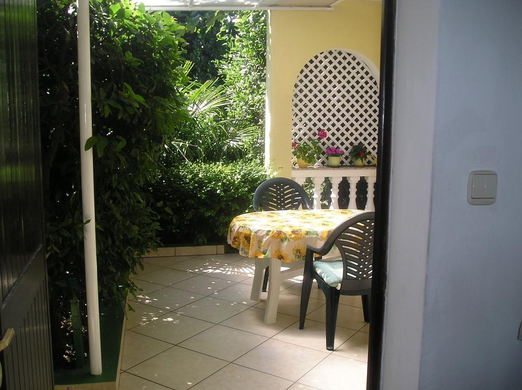Family Apartments Ankica Crikvenica Exterior foto